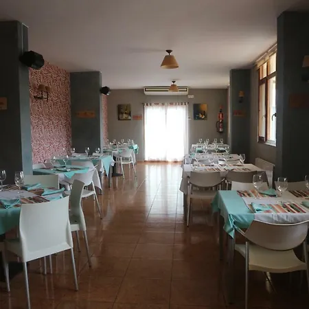 Hotel Aires De